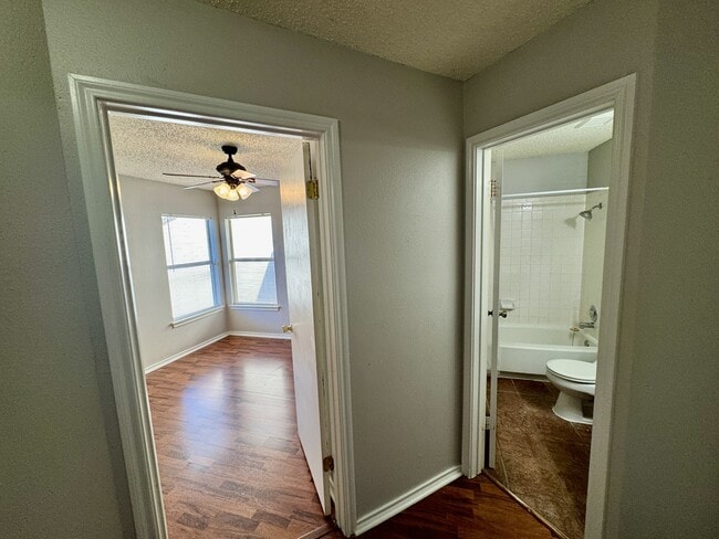 Building Photo - 7706 Sandia Bluff