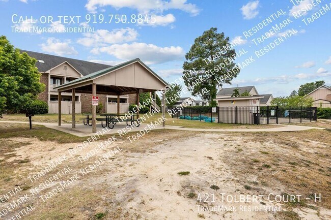Building Photo - 421 Tolbert Ct