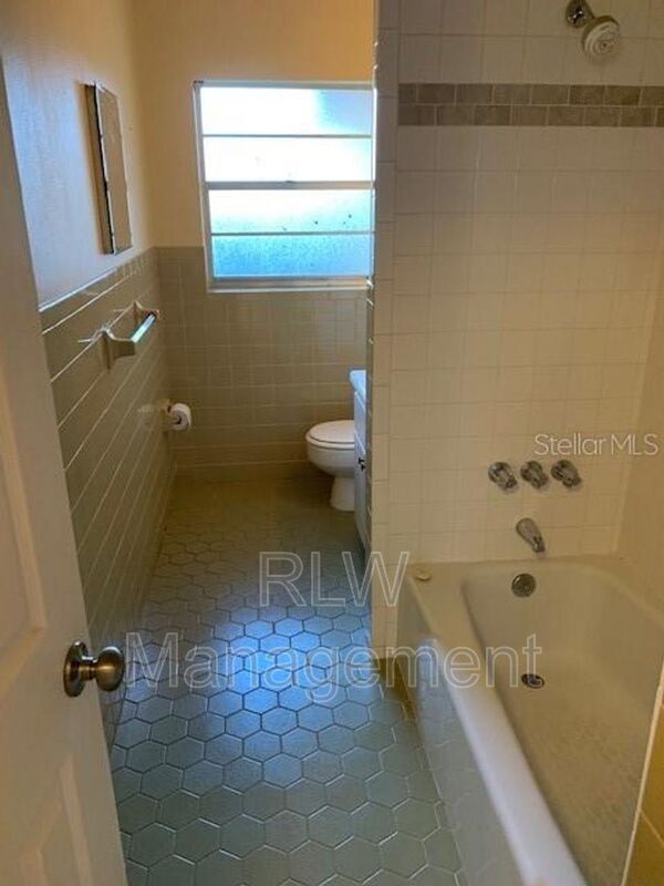 Building Photo - 37240 Beach Dr