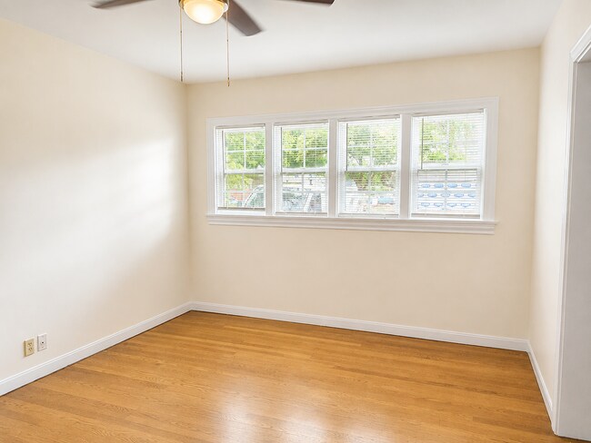 Building Photo - COMPLETELY REMODELED 3 BEDROOM, 2 BATHROOM HOME COMING SOON!