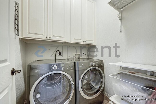 Building Photo - 12493 Bruschetta Dr