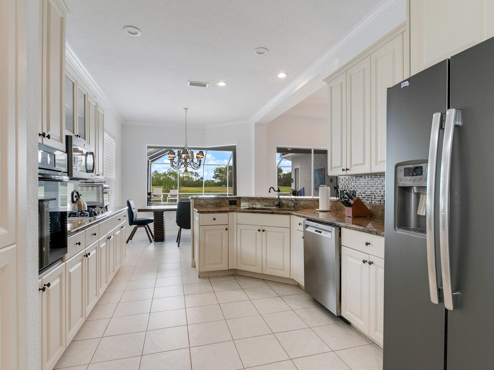 Building Photo - 7535 Ascot Ct