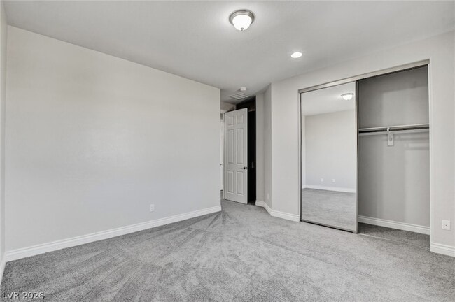 Building Photo - 11 Grand Masters Dr