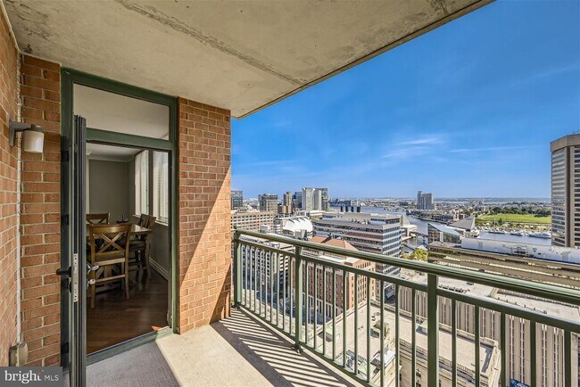 Building Photo - 414 Water St