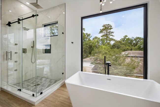 Building Photo - 407 Brook Hollow Dr