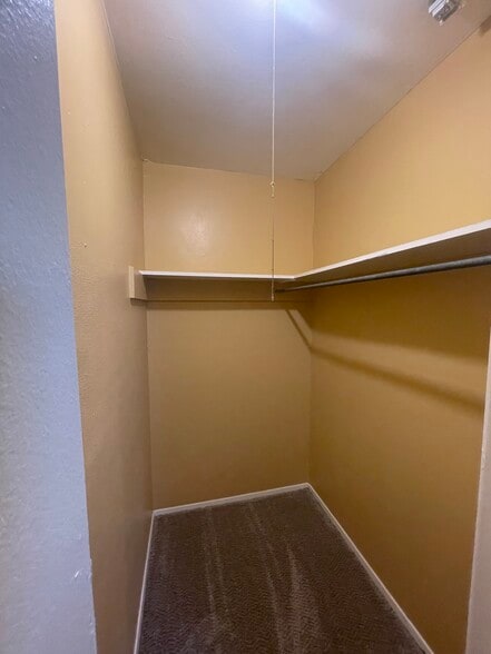 Building Photo - Windmill Park Apartment Homes