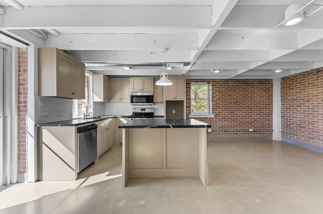 Building Photo - 1420 FM 1960