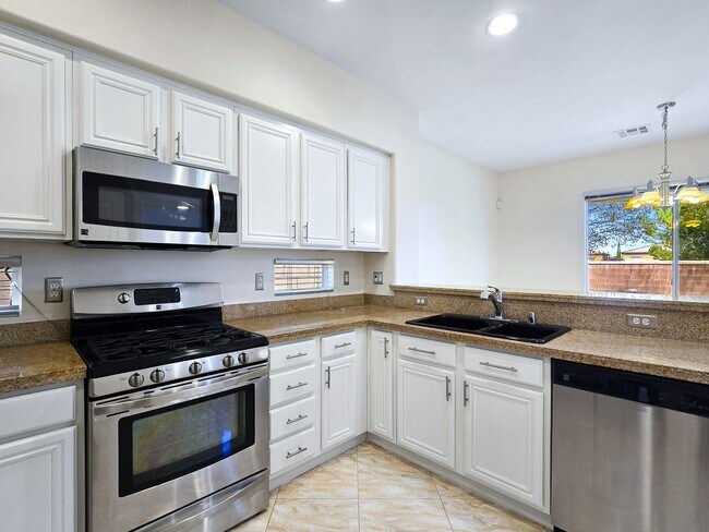 Building Photo - Talega @ Summerlin