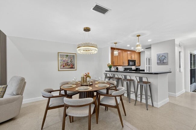 Building Photo - 479 Prestwick Cir