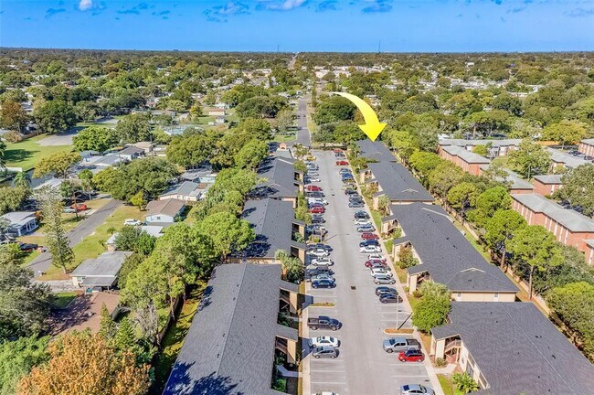 Building Photo - 10195 Sailwinds Blvd N