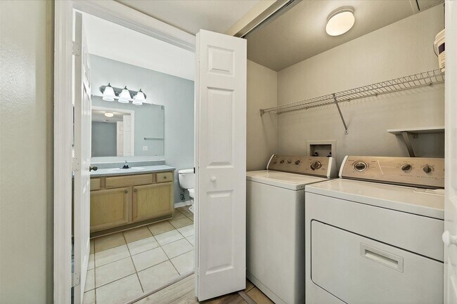 Building Photo - Updated 2/2 unit becoming available for an...