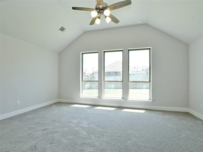 Building Photo - 612 Jefferson Dr