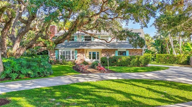 Building Photo - 4 Via Lucindia Dr S