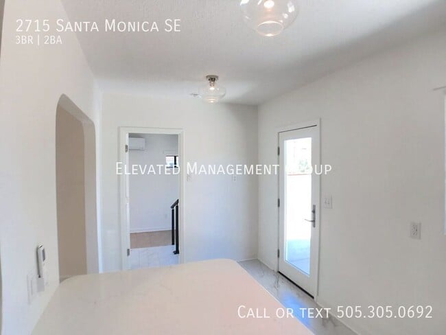 Building Photo - 2715 Santa Monica Ave SE