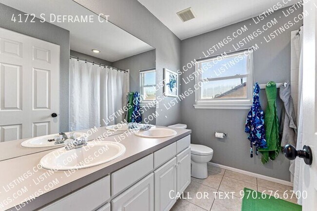 Building Photo - 4172 S Deframe Ct
