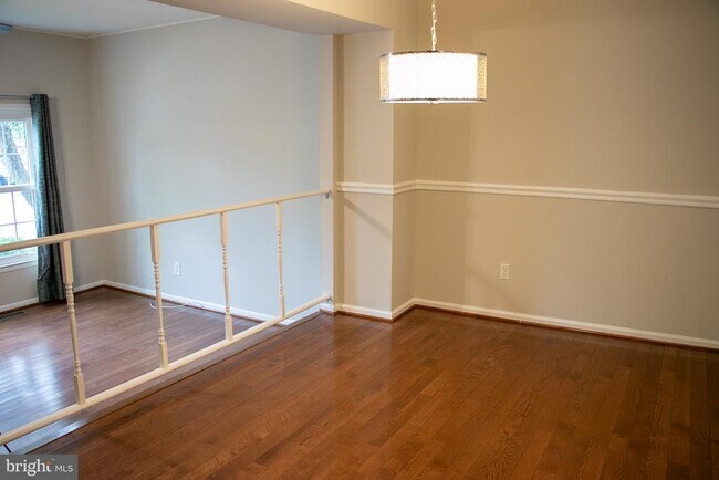 Building Photo - 204 Michele Cir