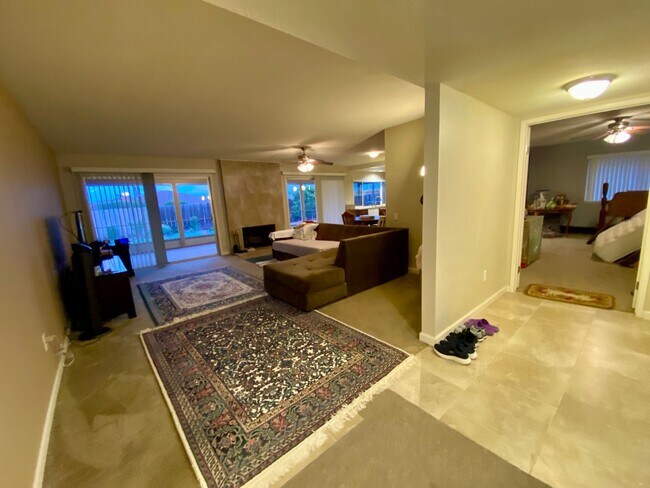 Building Photo - RB Senior 55+ Community 2 Bed +Huge bonus room 2 Baths House $3990