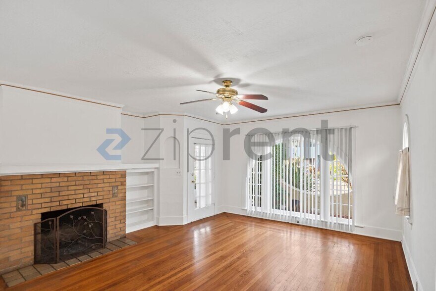 Building Photo - 148 Clayton Ave