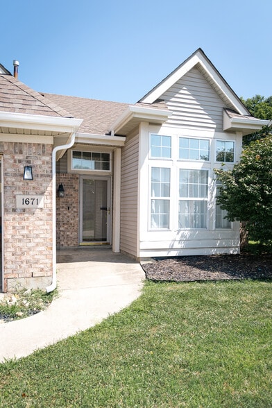 Building Photo - 1671 Glenn Abbey Dr