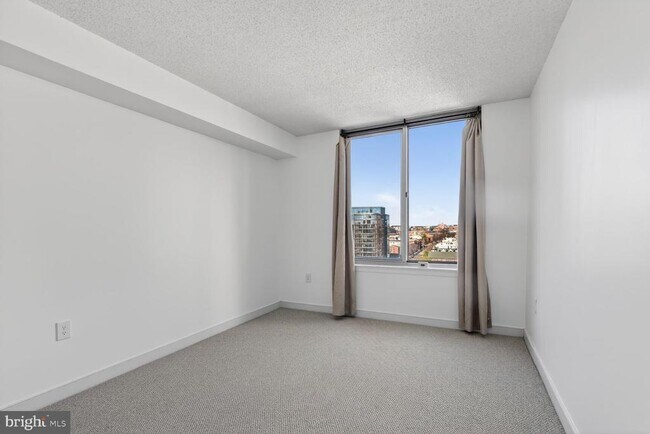 Building Photo - 555 Massachusetts Ave NW