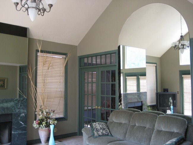 Building Photo - 3570 E Wasatch Hills Ln