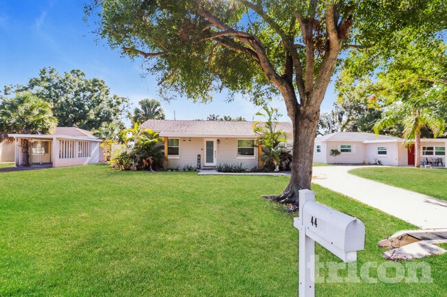 Building Photo - 4412 W Anita Blvd