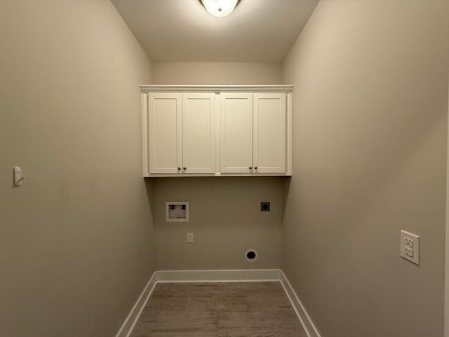 Building Photo - 72 Wolverine Ave