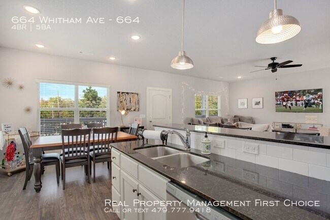 Building Photo - 664 Whitham Ave