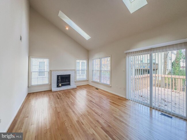 Building Photo - 14342 Brookmere Dr