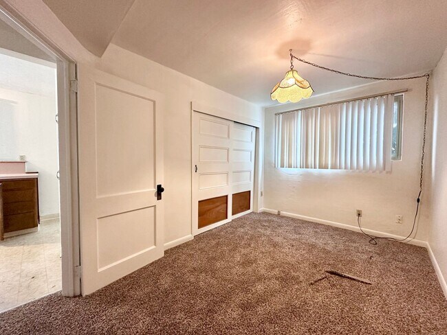 Building Photo - 1 Bed 1 Bath South Waterfront Portland & OHSU Tram!