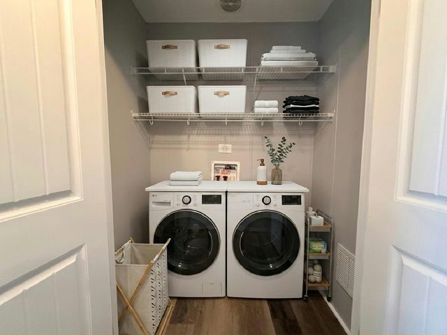 Building Photo - 240 Creek Water Cir