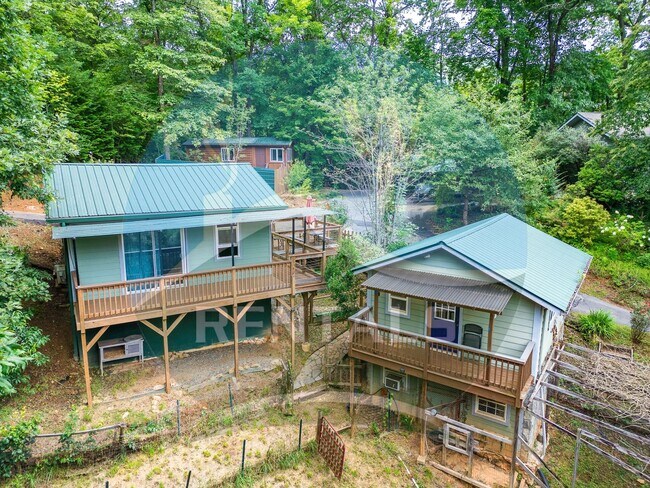 Building Photo - 107 Loveland Vis