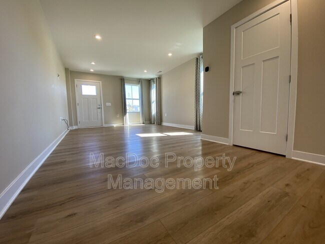 Building Photo - 18422 Centennial Cir