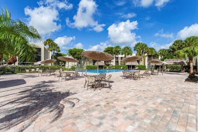 Building Photo - 8075 SW 107th Ave