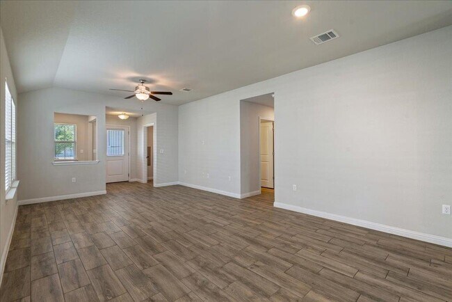 Building Photo - 8205 Cottage Rose Dr