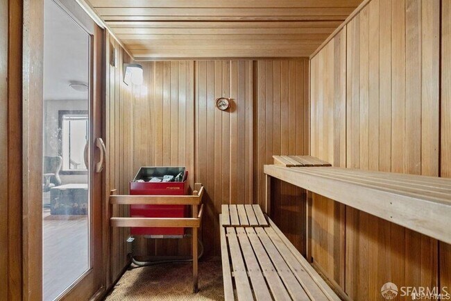 Building Photo - 1089 De Haro St