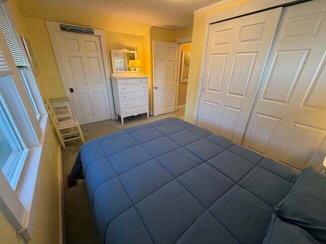 Building Photo - 630 Washington St