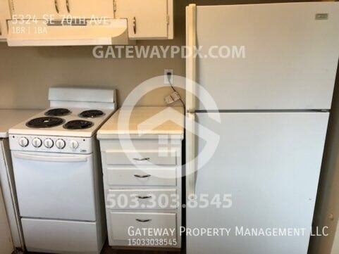 Building Photo - 5324 SE 70th Ave