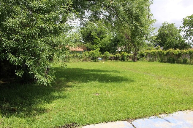 Building Photo - 13307 Force St