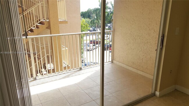 Building Photo - 15221 SW 80th St