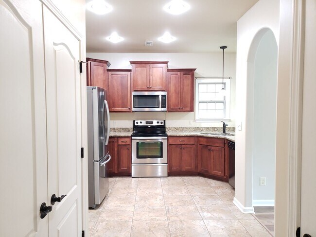 Building Photo - Beautiful Ranch in Fields of Northmeade! M...