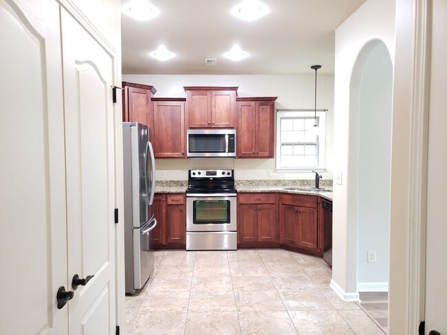 Building Photo - Beautiful Ranch in Fields of Northmeade! Minutes to Post!