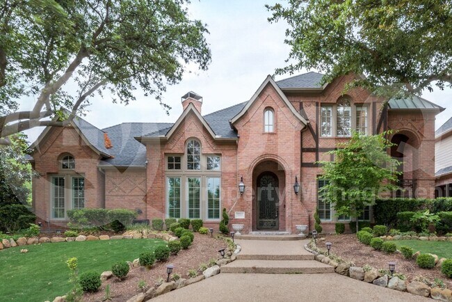 Building Photo - 5224 Longvue Dr