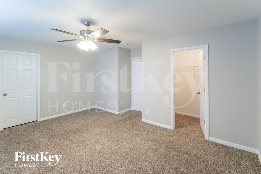 Building Photo - 283 Cameron St