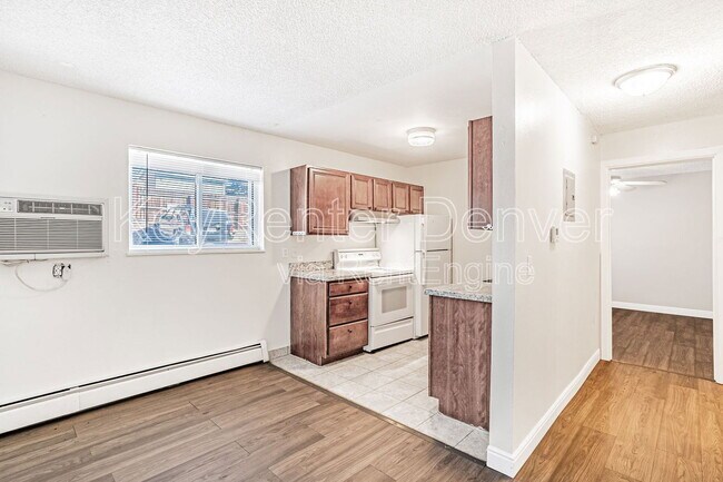 Building Photo - 2882 W Eliot Cir