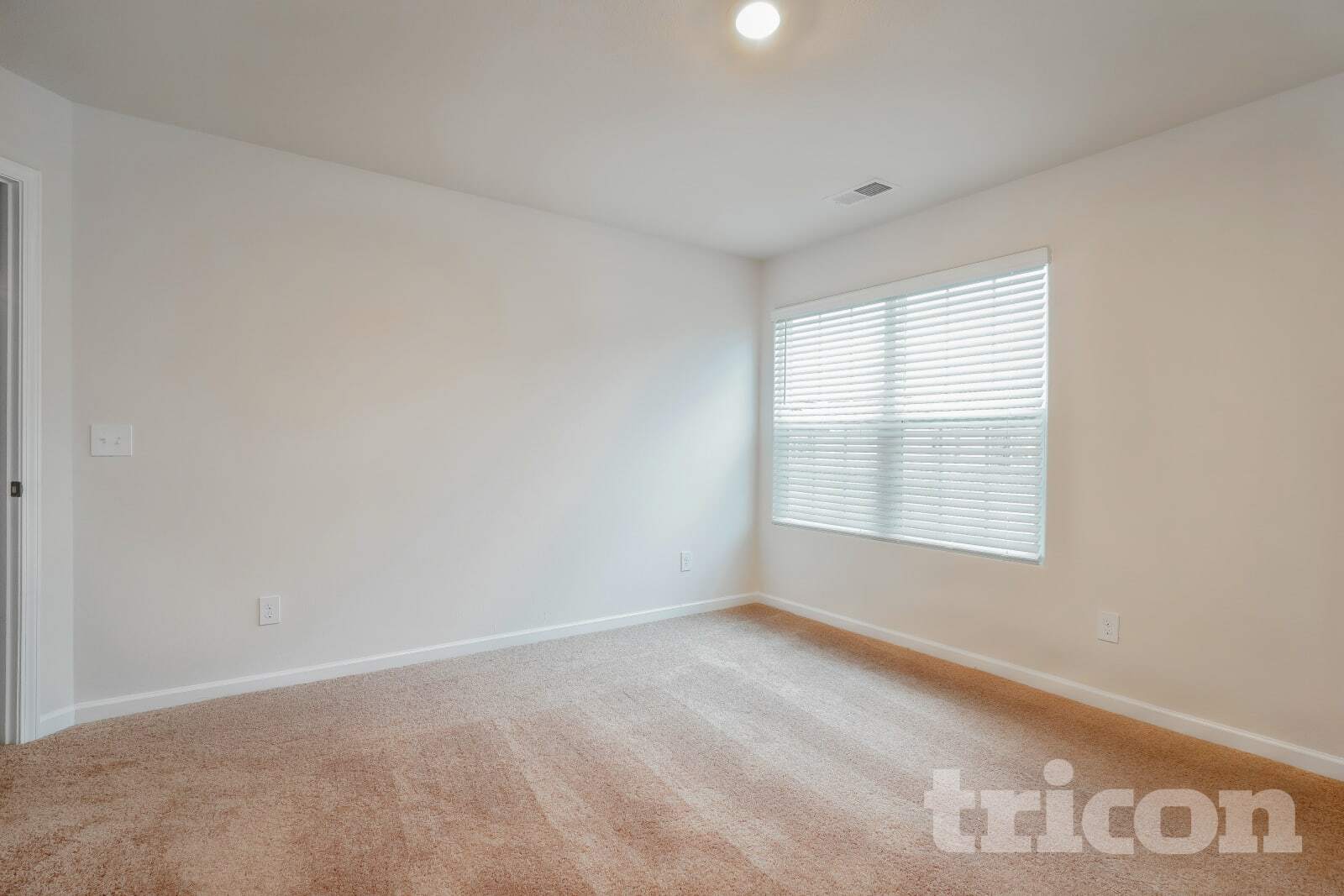 Building Photo - 6015 Mason Tucker Dr