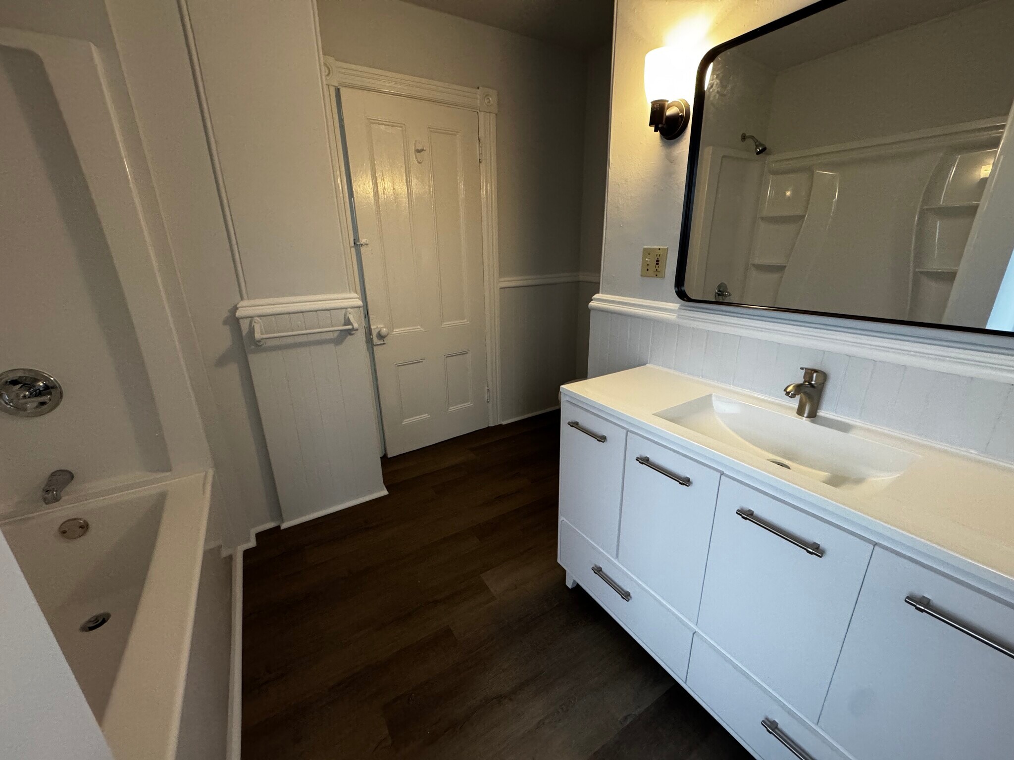 Bathroom - 121 Mercer St