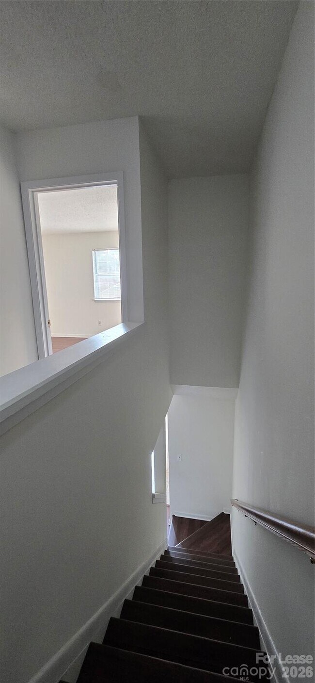 Building Photo - 3109 Heathstead Place