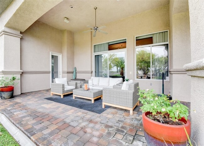 Building Photo - 304 Mesa Rim Ct