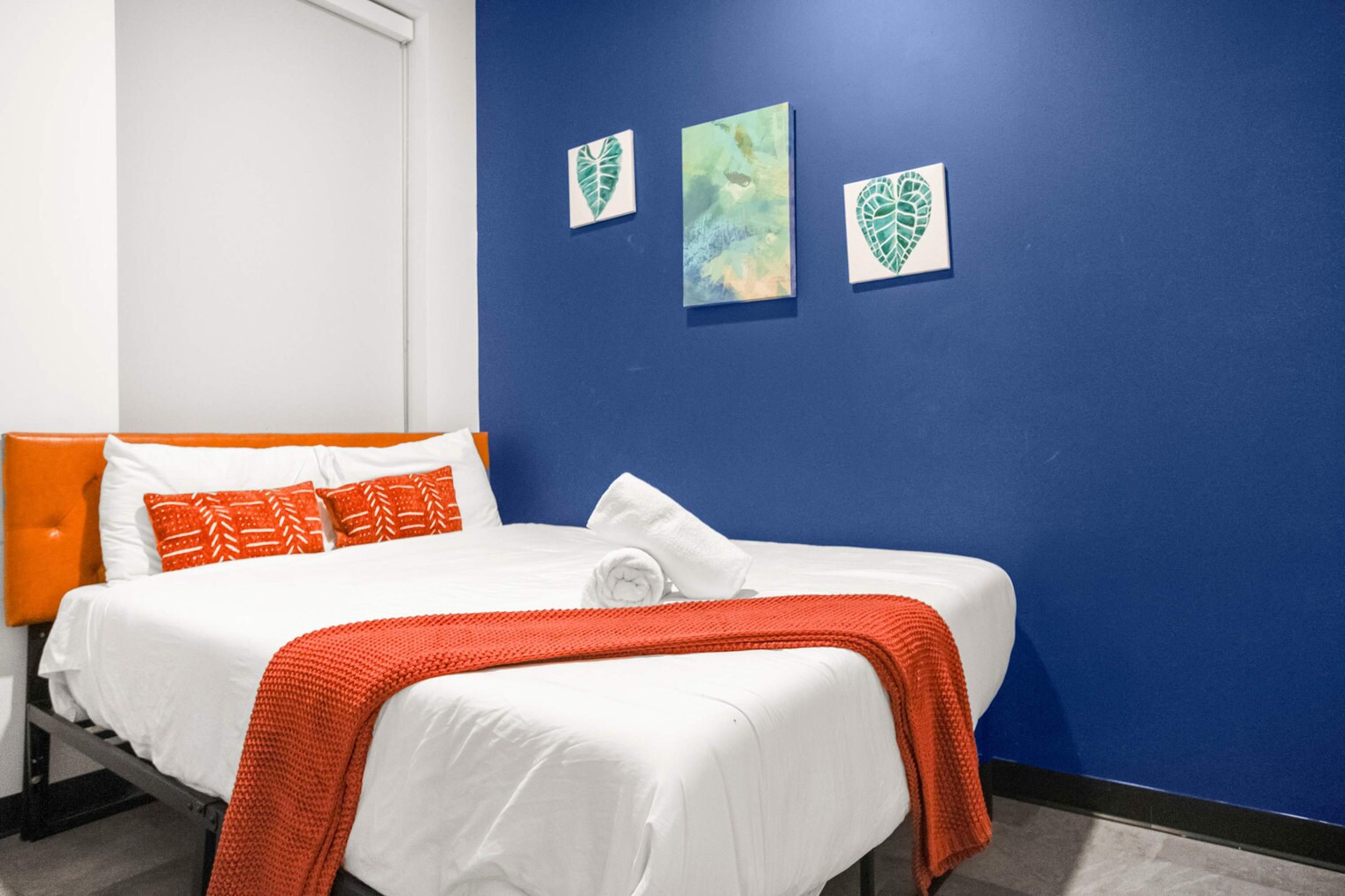 Building Photo - 209 9th St